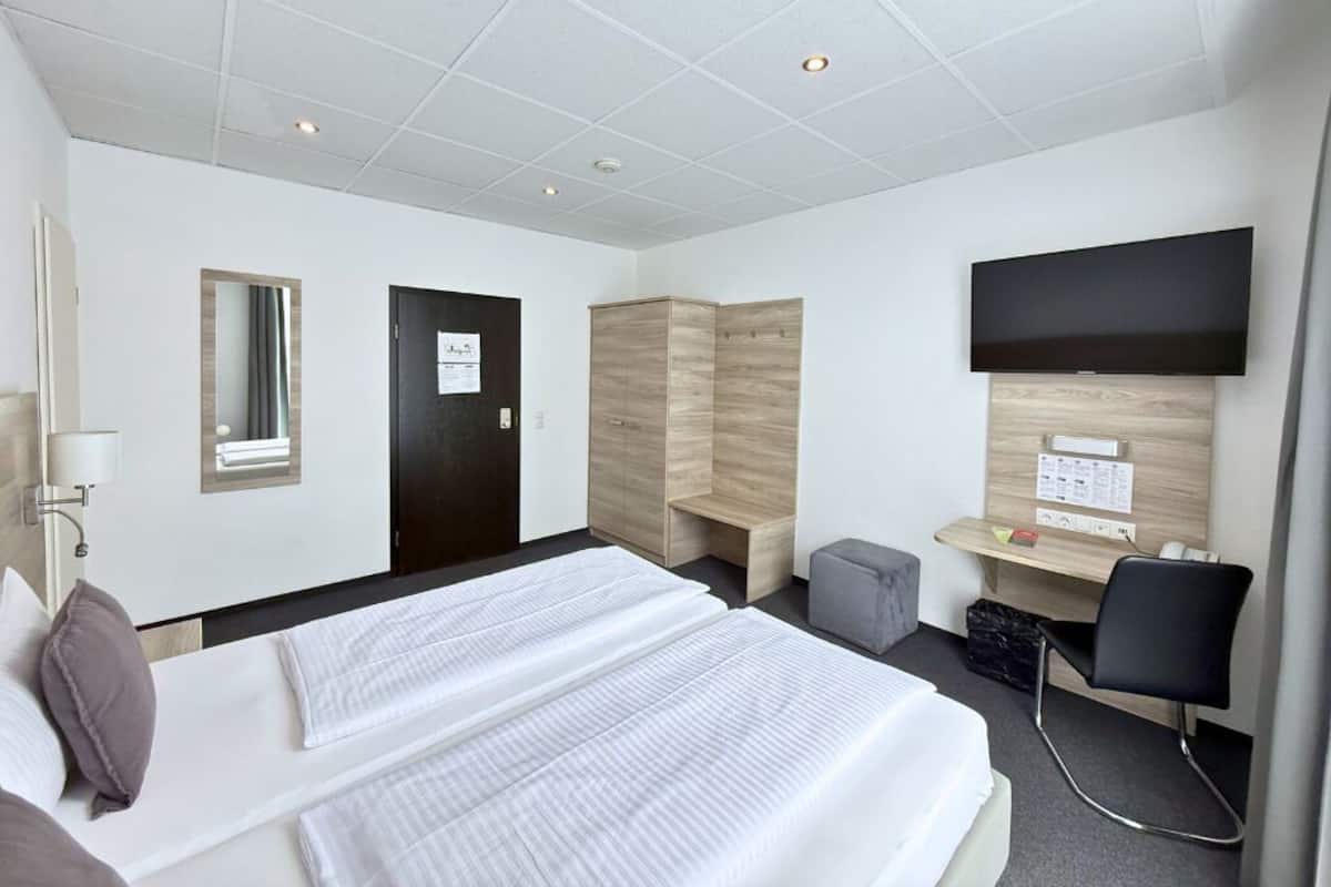 Habitación empresarial, para no fumadores (Twin Bed Room) | 1 habitación y ropa de cama hipoalergénica