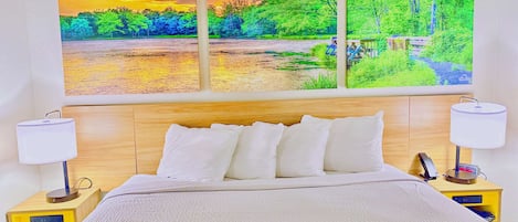 Room, 1 King Bed, Non Smoking | Desk, blackout curtains, iron/ironing board, free cots/infant beds