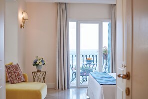Premium Suite, Sea View | 1 bedroom, down comforters, minibar, in-room safe