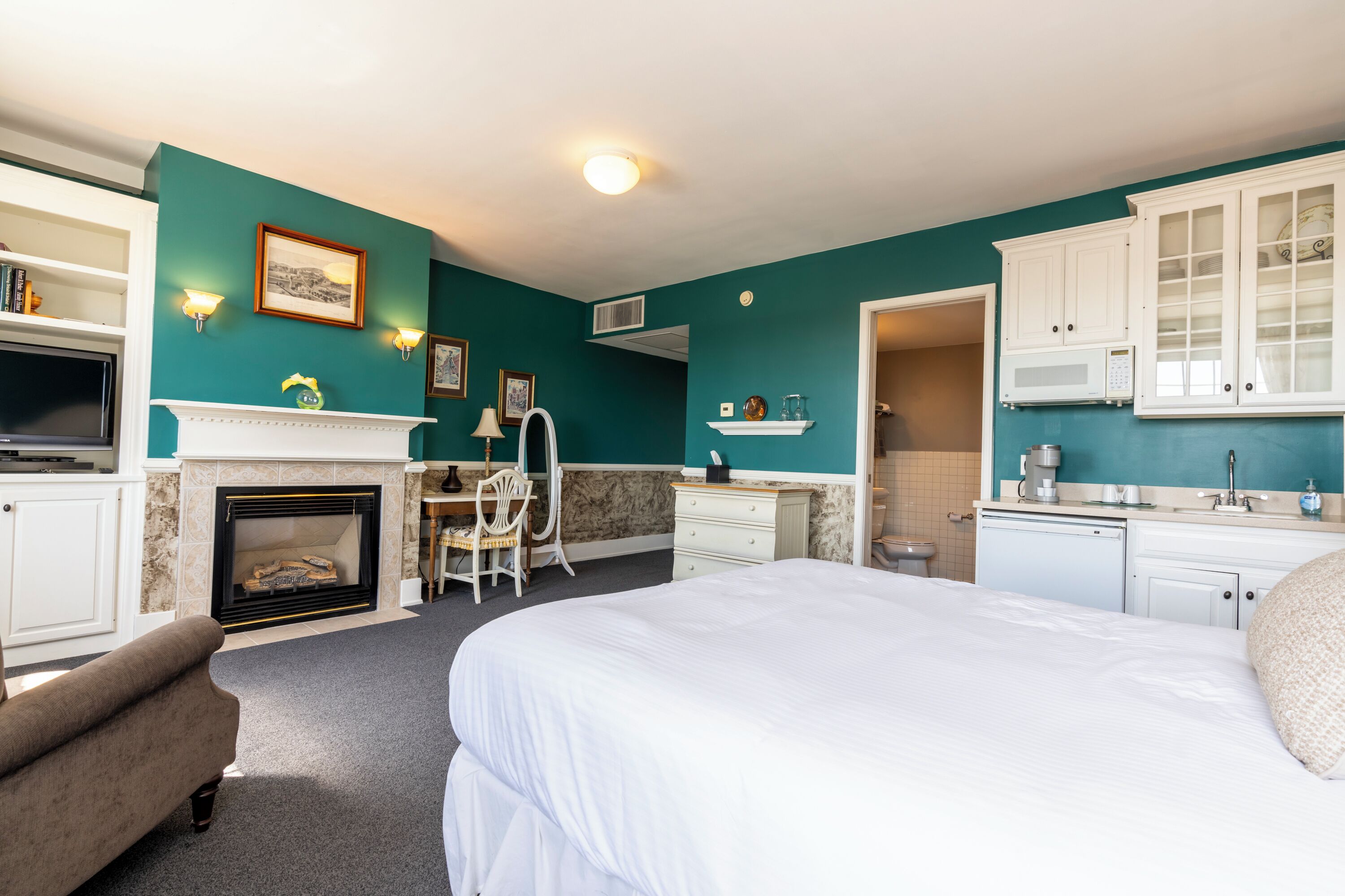 deluxe room | 1 bedroom, premium bedding, down duvets, individually decorated