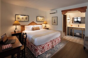1 bedroom, premium bedding, down comforters, in-room safe