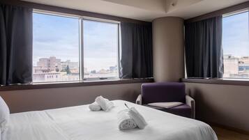 Caja de seguridad en la habitación, escritorio y wifi gratis