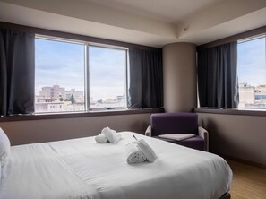 In-room safe, desk, free WiFi, bed sheets