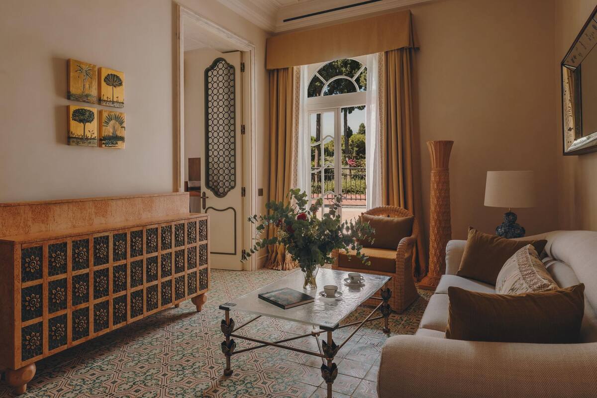 Suite (Trevelyan)