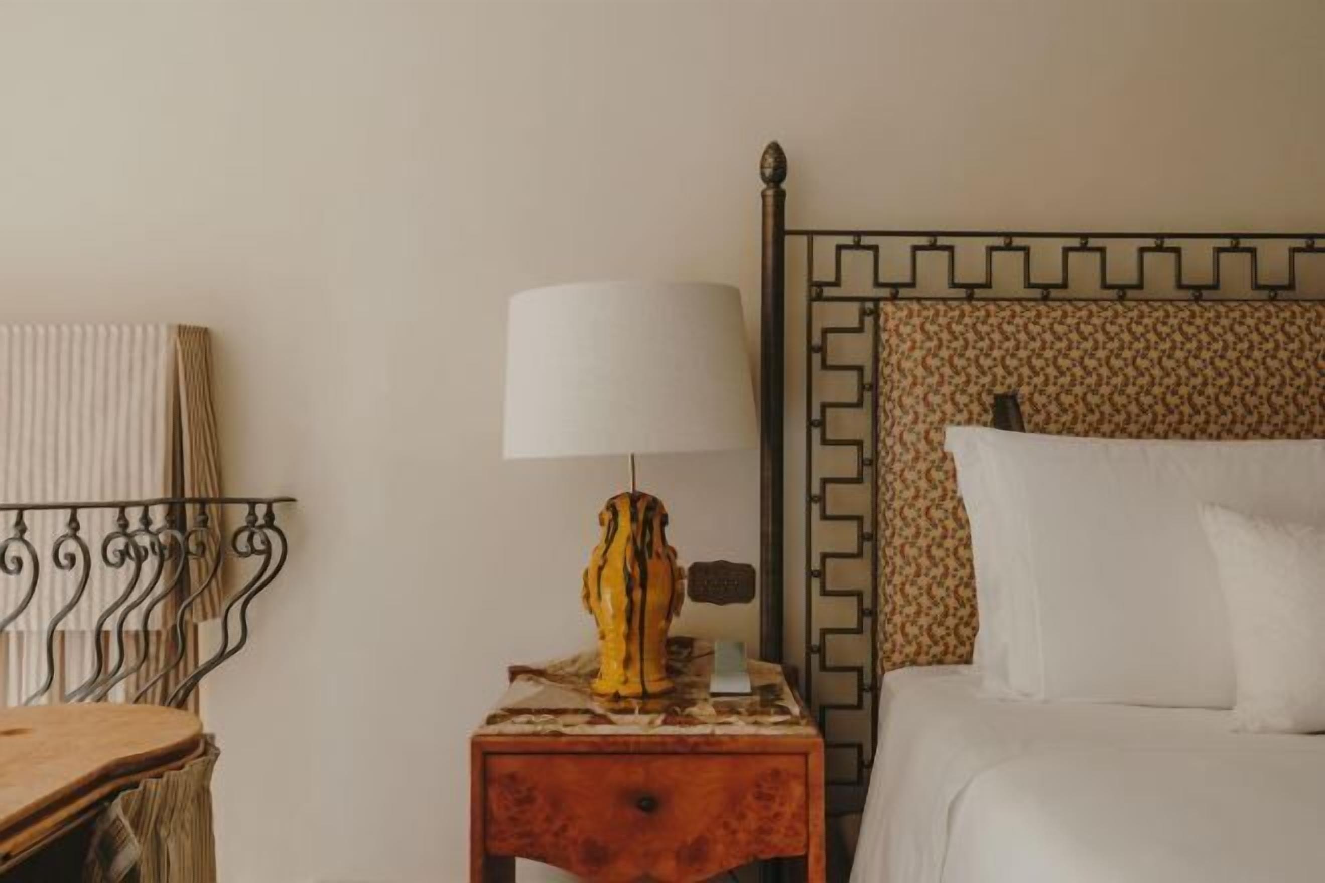 Premium bedding, down duvets, minibar, in-room safe