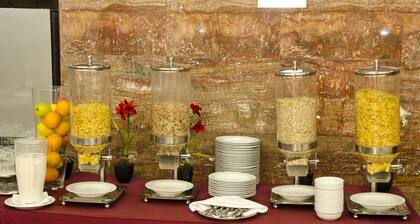 VIP Executive Entrecampos Hotel & Conference