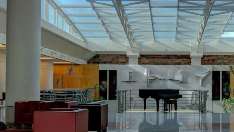 VIP Executive Entrecampos Hotel & Conference