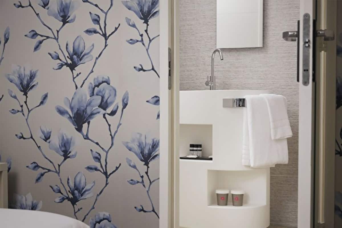 Family Suite, 1 King Bed with Sofa bed