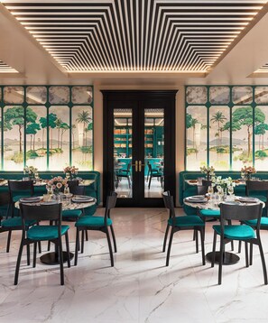 供应晚餐，意大利菜