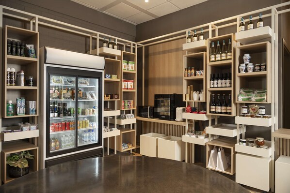 Snack bar