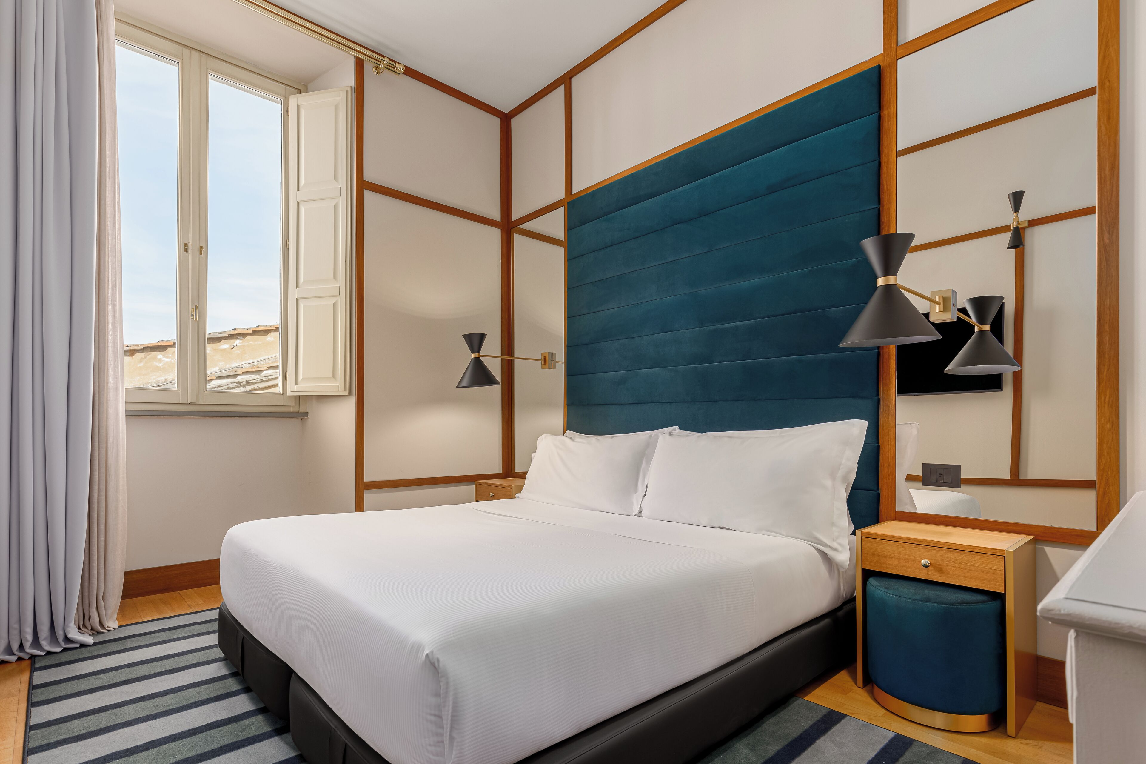 standard double or twin room | 1 bedroom, minibar, in-room safe, blackout curtains