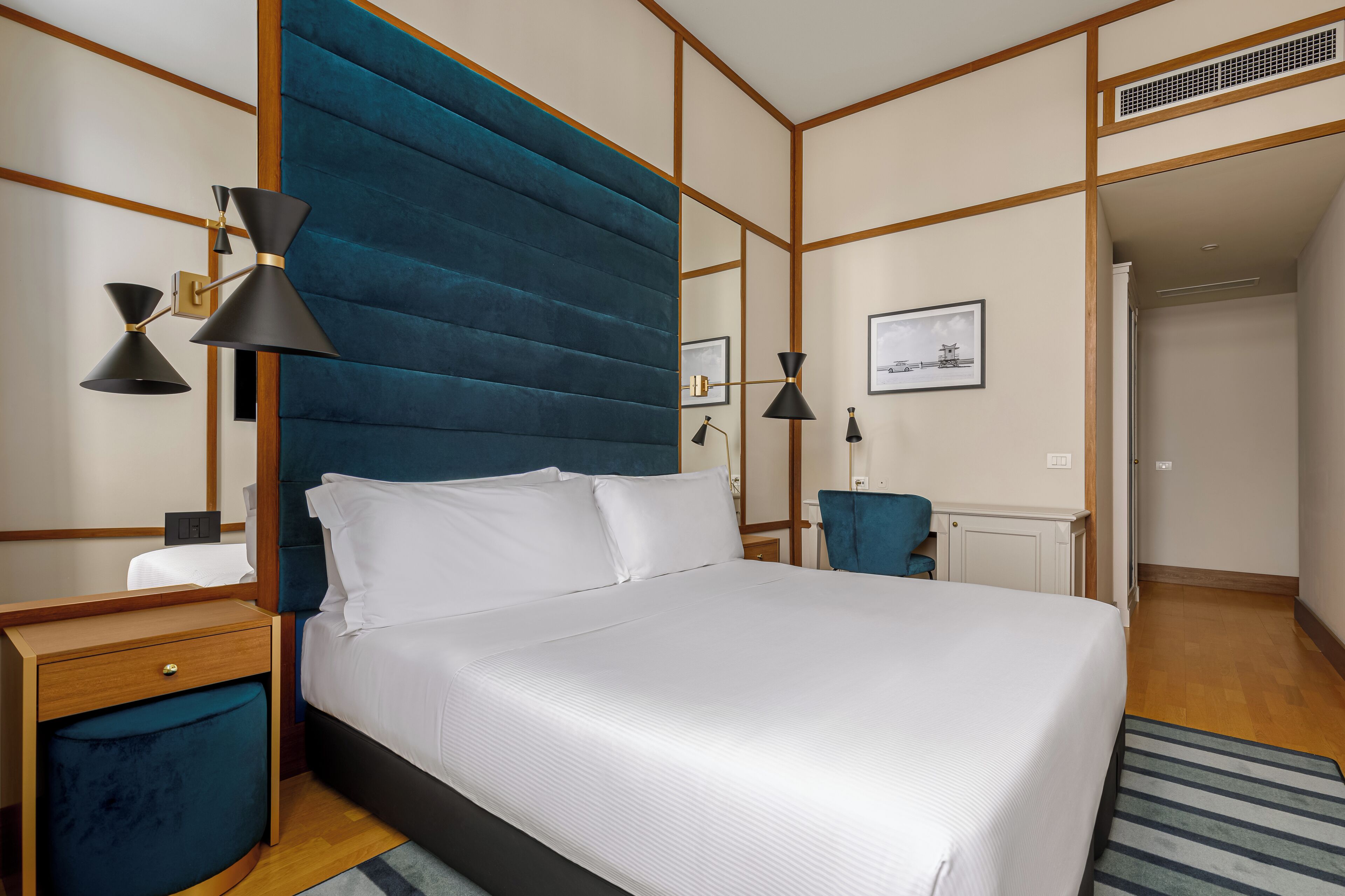 standard double or twin room | 1 bedroom, minibar, in-room safe, blackout curtains