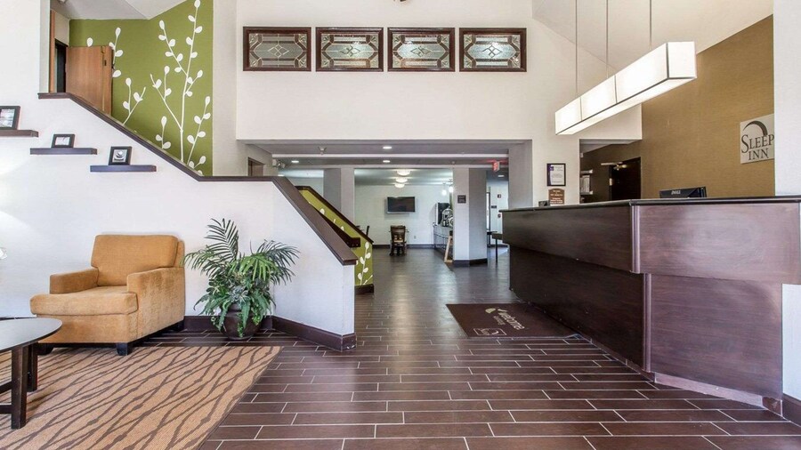 Sleep Inn & Suites Near I-90 and Ashtabula