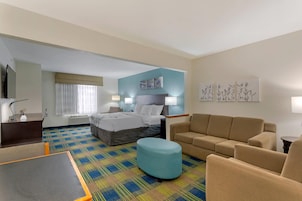 Caja de seguridad en la habitación, escritorio y cortinas blackout 