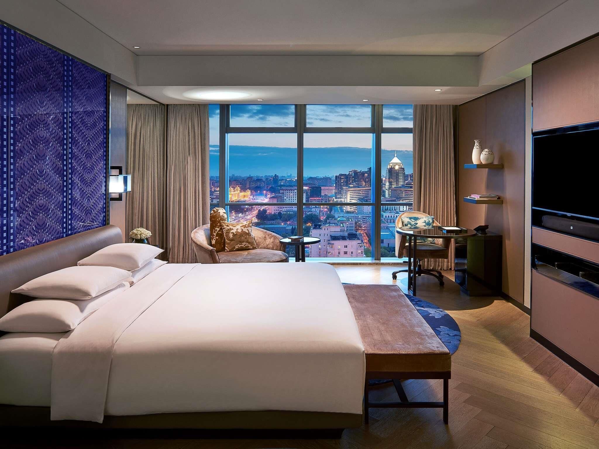 Luxury Room, 1 King Bed | Premium bedding, down comforters, minibar, in-room safe