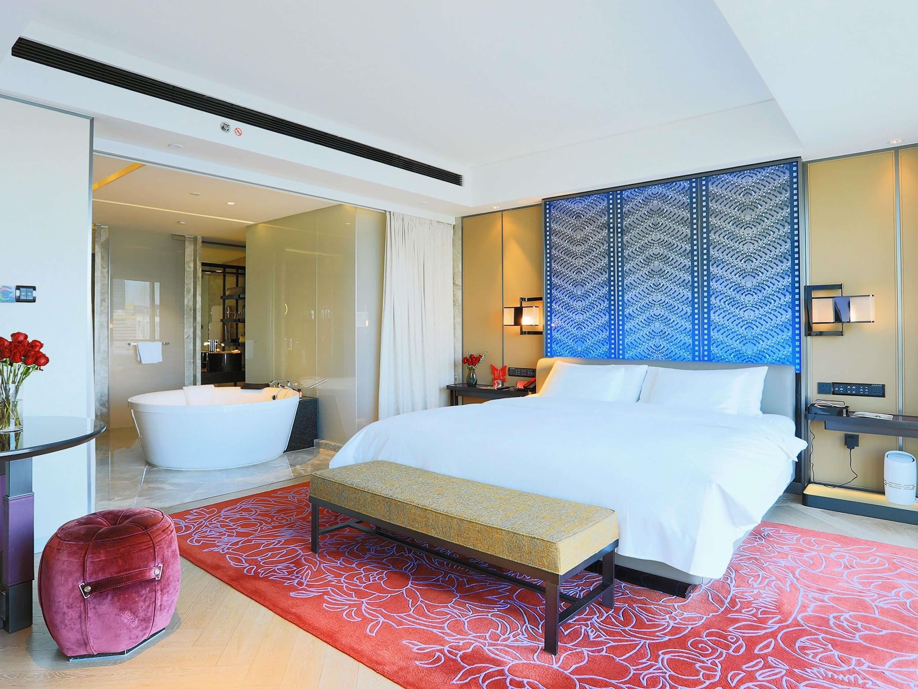 Suite, 1 cama King size (Opera) | Ropa de cama de alta calidad, edredón y minibar 