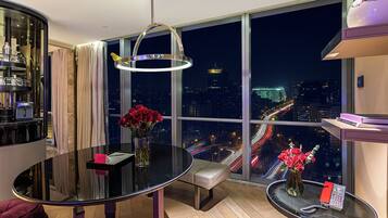 Family Suite, 1 King Bed (Prestige) | Premium bedding, down comforters, minibar, in-room safe