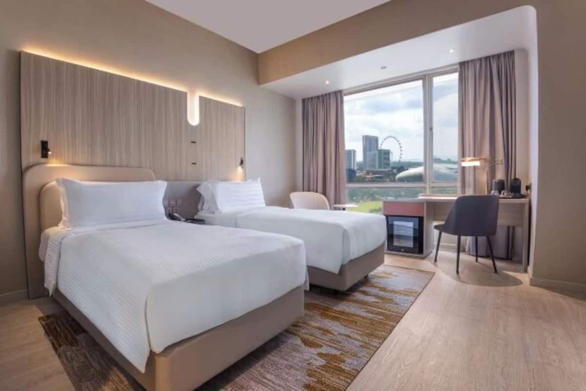 Minibar, in-room safe, desk, blackout curtains