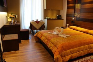 Cofres nos quartos, escrivaninha, berços (sobretaxa), Wi-Fi de cortesia