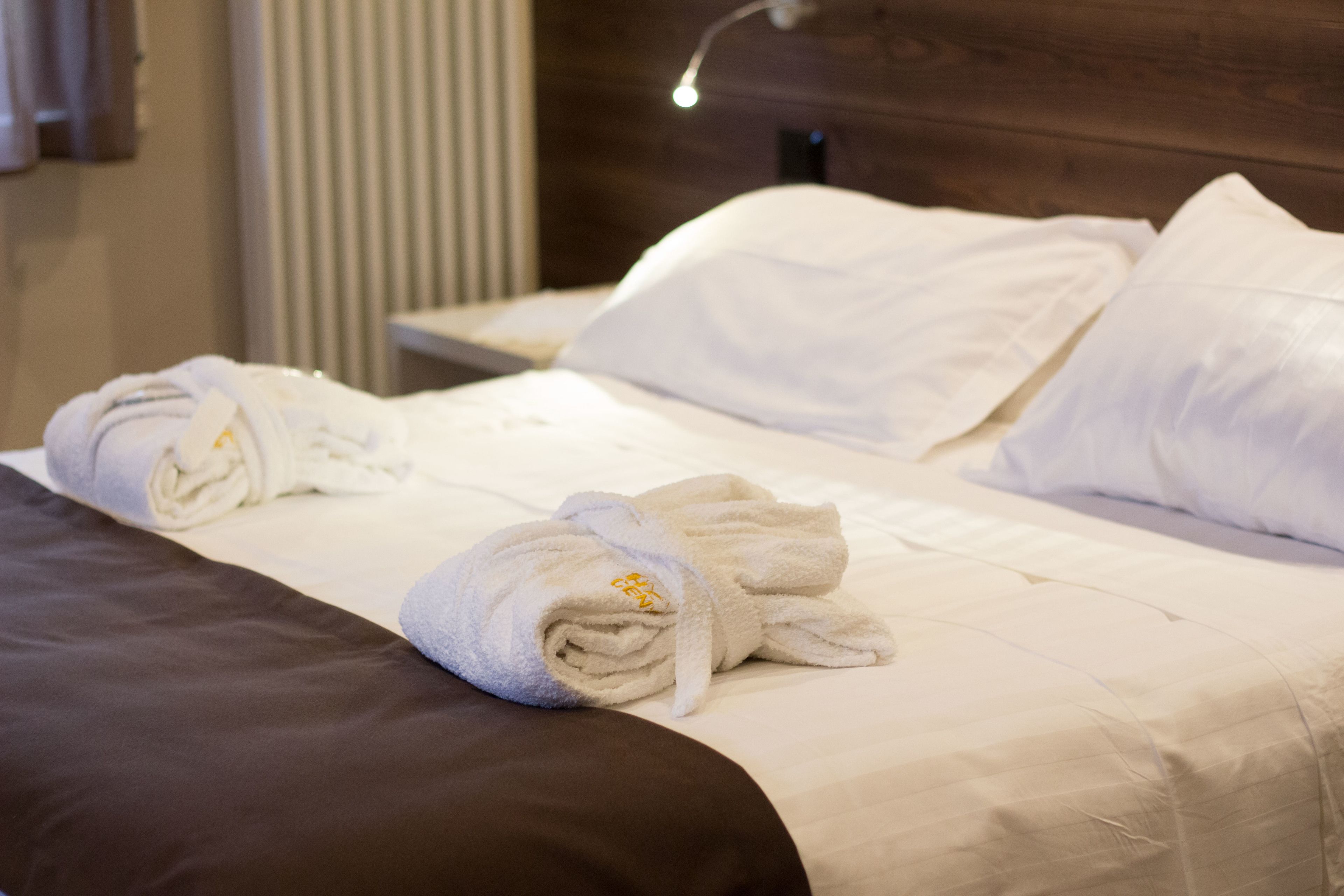 Double Room | In-room safe, desk, cots/infant beds, free WiFi