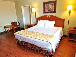 In-room safe, free WiFi