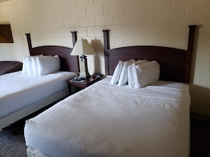 1 bedroom, premium bedding, desk, free WiFi