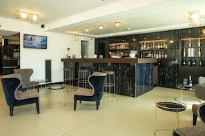 Bar (on property) - Best Western JFK Hotel (Naples)