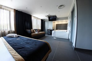 Deluxe-Zimmer, 1 King-Bett, Whirlpool (with Sofabed)