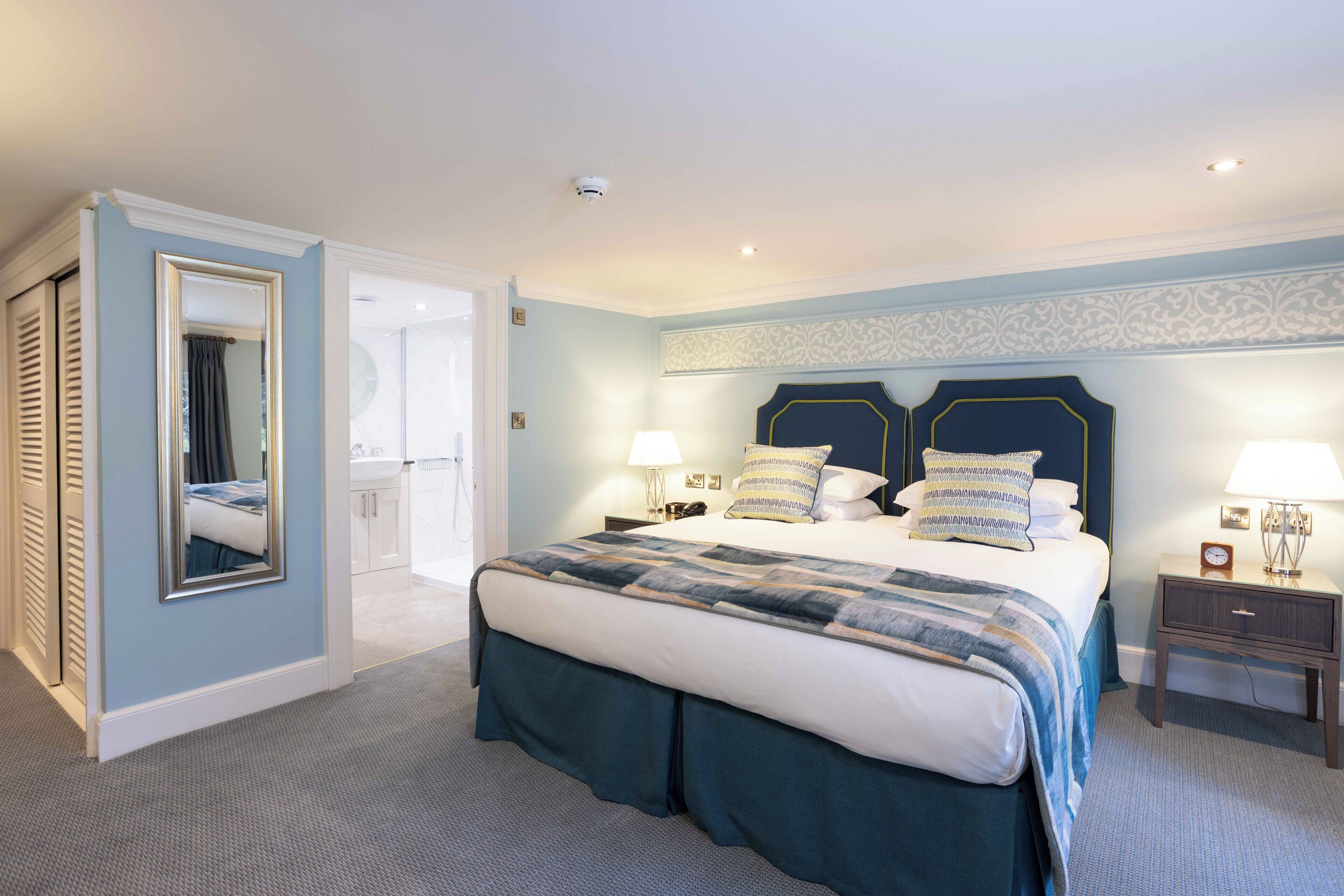 classic double room, 1 king bed | 1 bedroom, premium bedding, down duvets, pillow-top beds