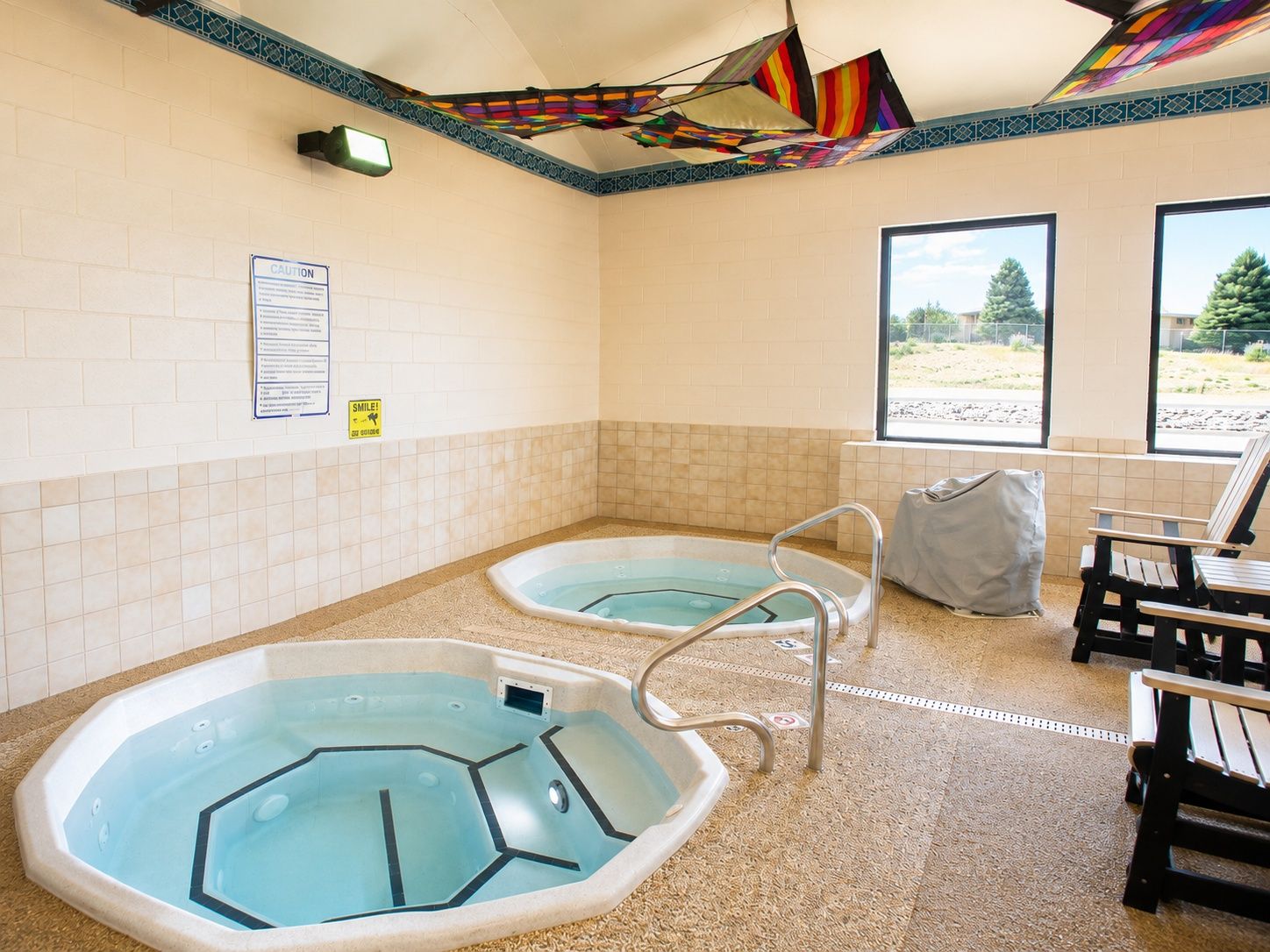 Indoor spa tub