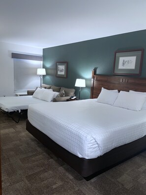 Standard Room, 1 King Bed with Sofa bed | Egyptian cotton sheets, premium bedding, pillow-top beds, desk