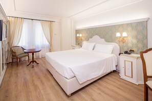 Minibar, in-room safe, desk, laptop workspace