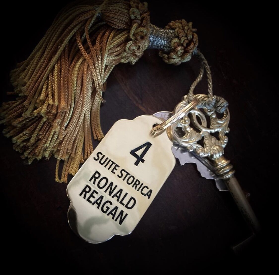 villa (suite villa ronald reagan) | 1 bedroom, minibar, in-room safe, desk