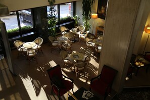 Lobby sitting area - Hotel Best (Ankara)