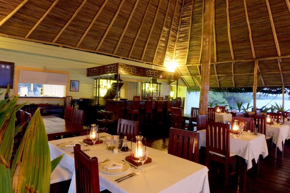 Punta Caracol acqua-lodge by null