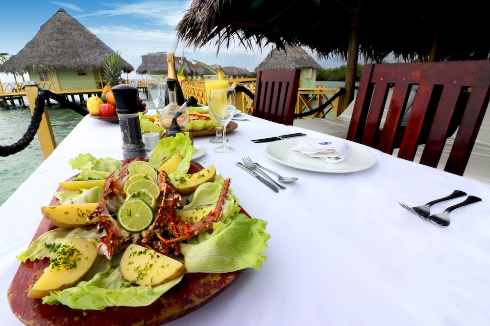 Punta Caracol acqua-lodge by null