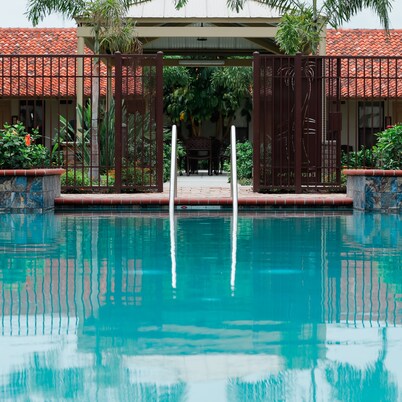 The Bungalows on Shary, Mission-McAllen