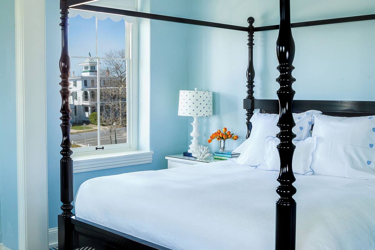 junior suite, ocean view (ocean side) | premium bedding, in-room safe, individually decorated