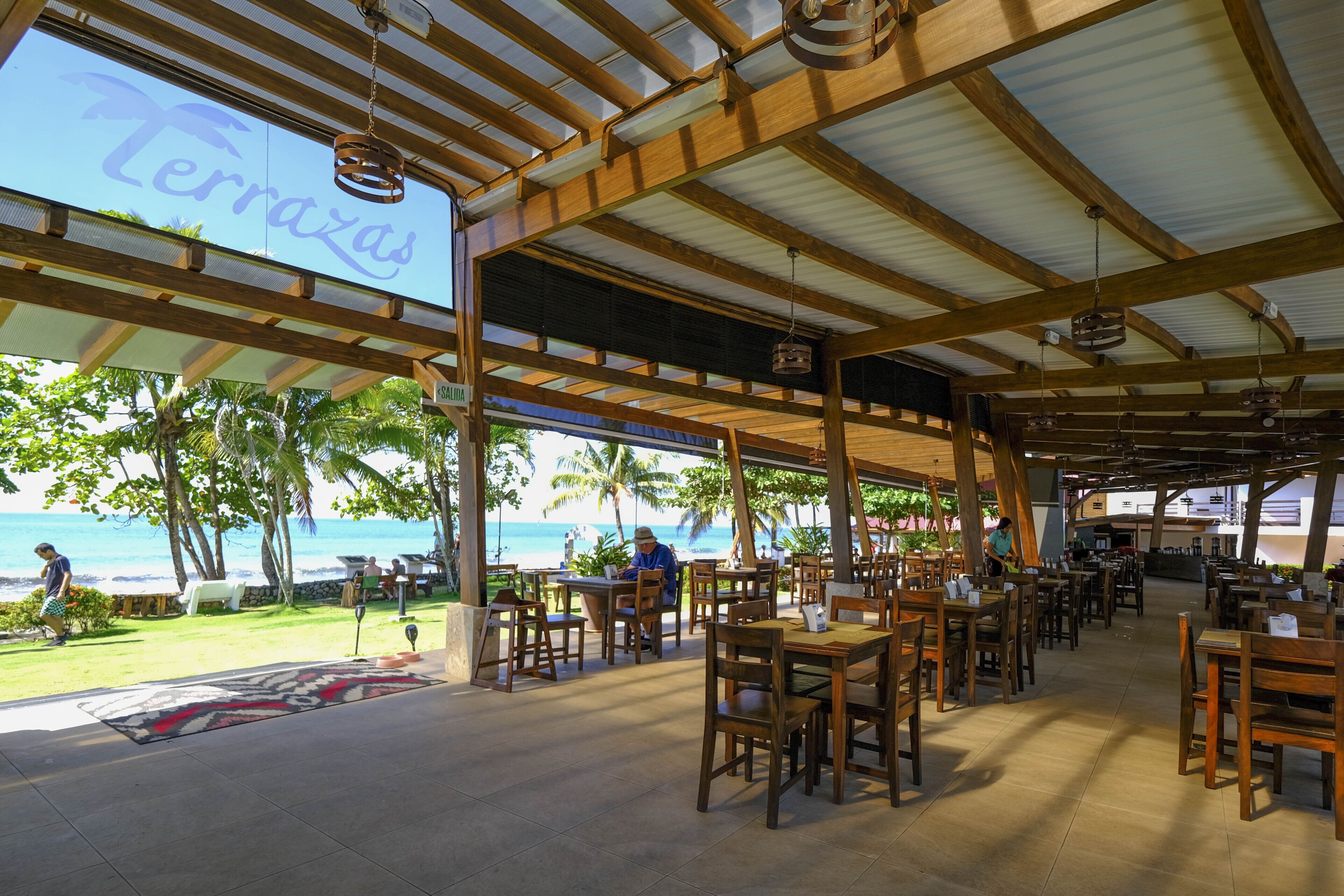 Breakfast, lunch, dinner served; international cuisine 