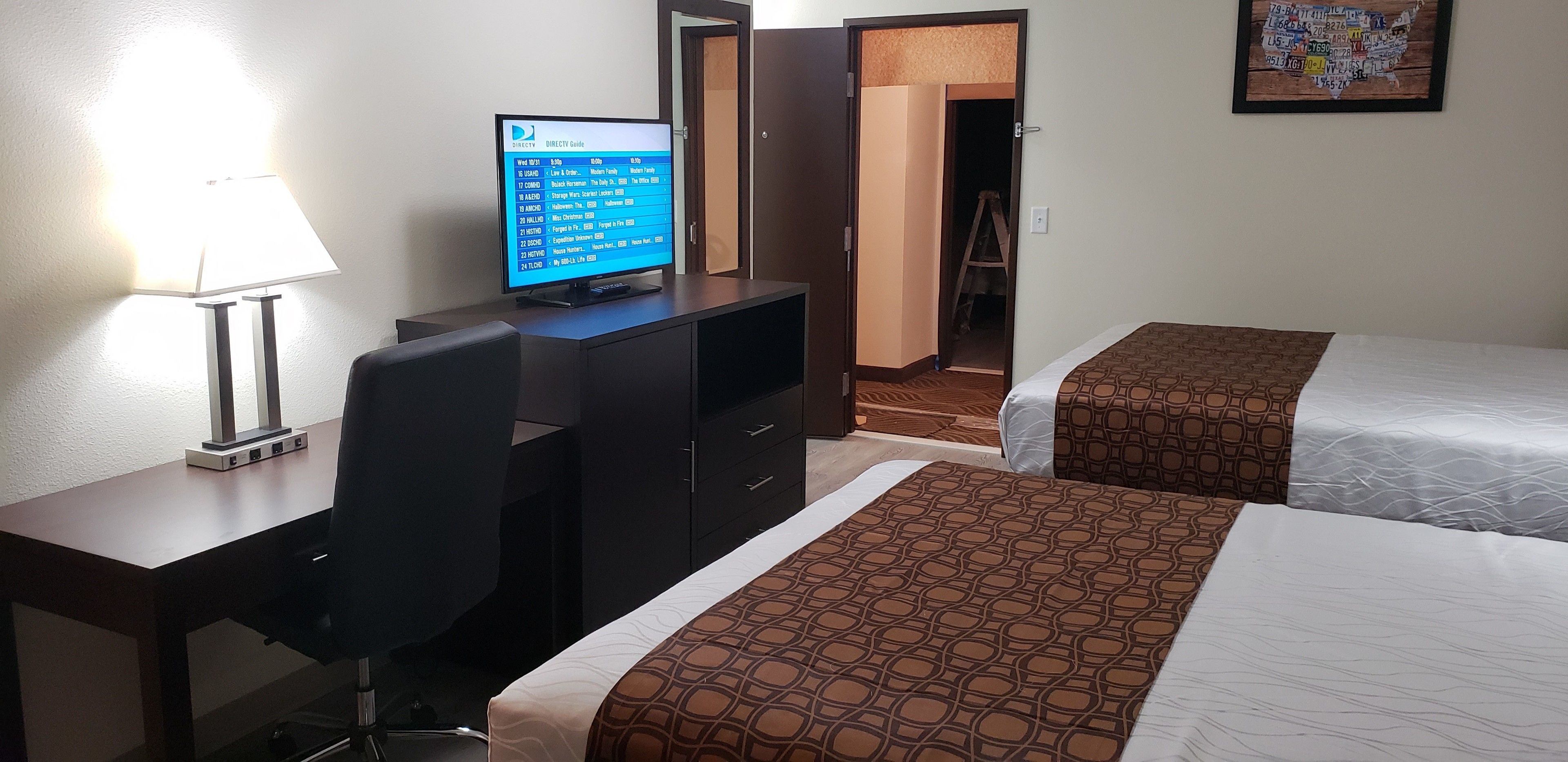 Desk, blackout curtains, free WiFi, bed sheets