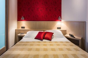 2 bedrooms, in-room safe, free WiFi, bed sheets