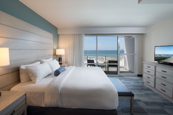 1 bedroom, in-room safe, iron/ironing board, free WiFi