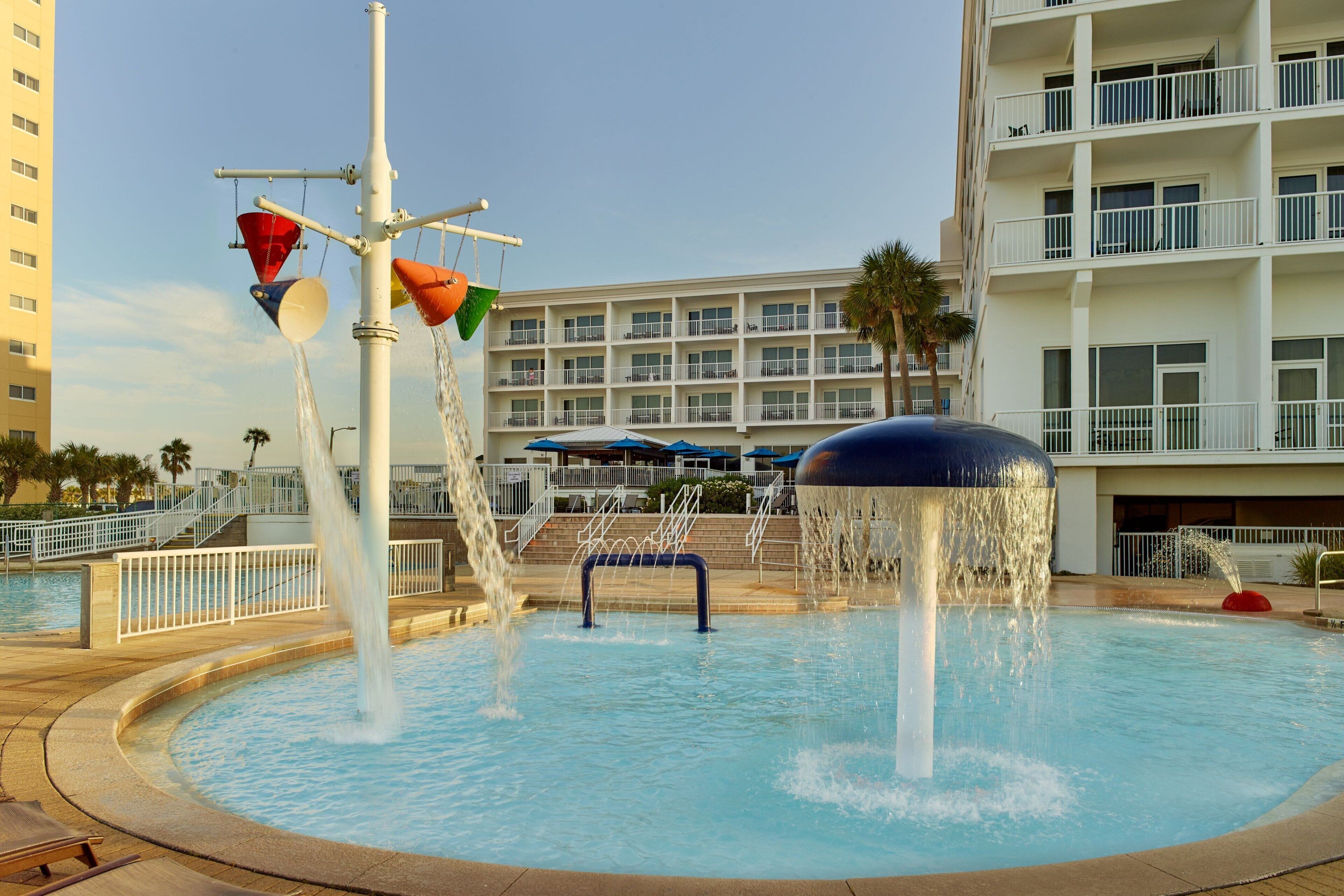 3 outdoor pools, pool umbrellas, sun loungers