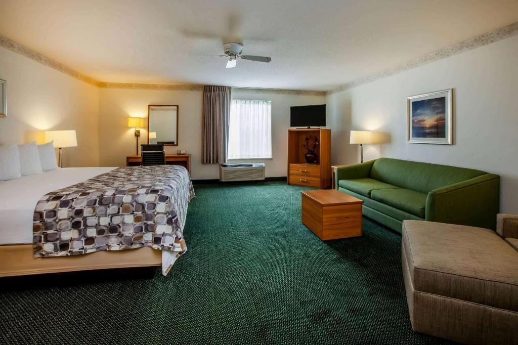 Iron/ironing board, free cots/infant beds, free WiFi, bed sheets