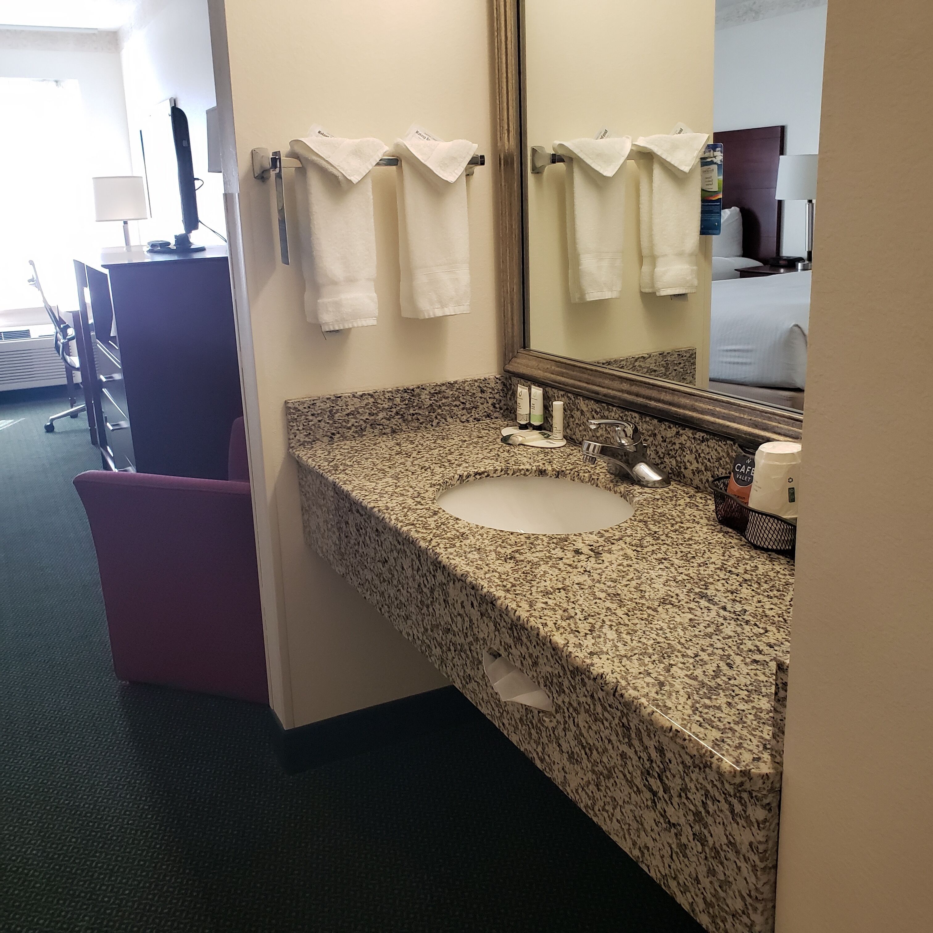 combined shower/bathtub, free toiletries, hair dryer, towels