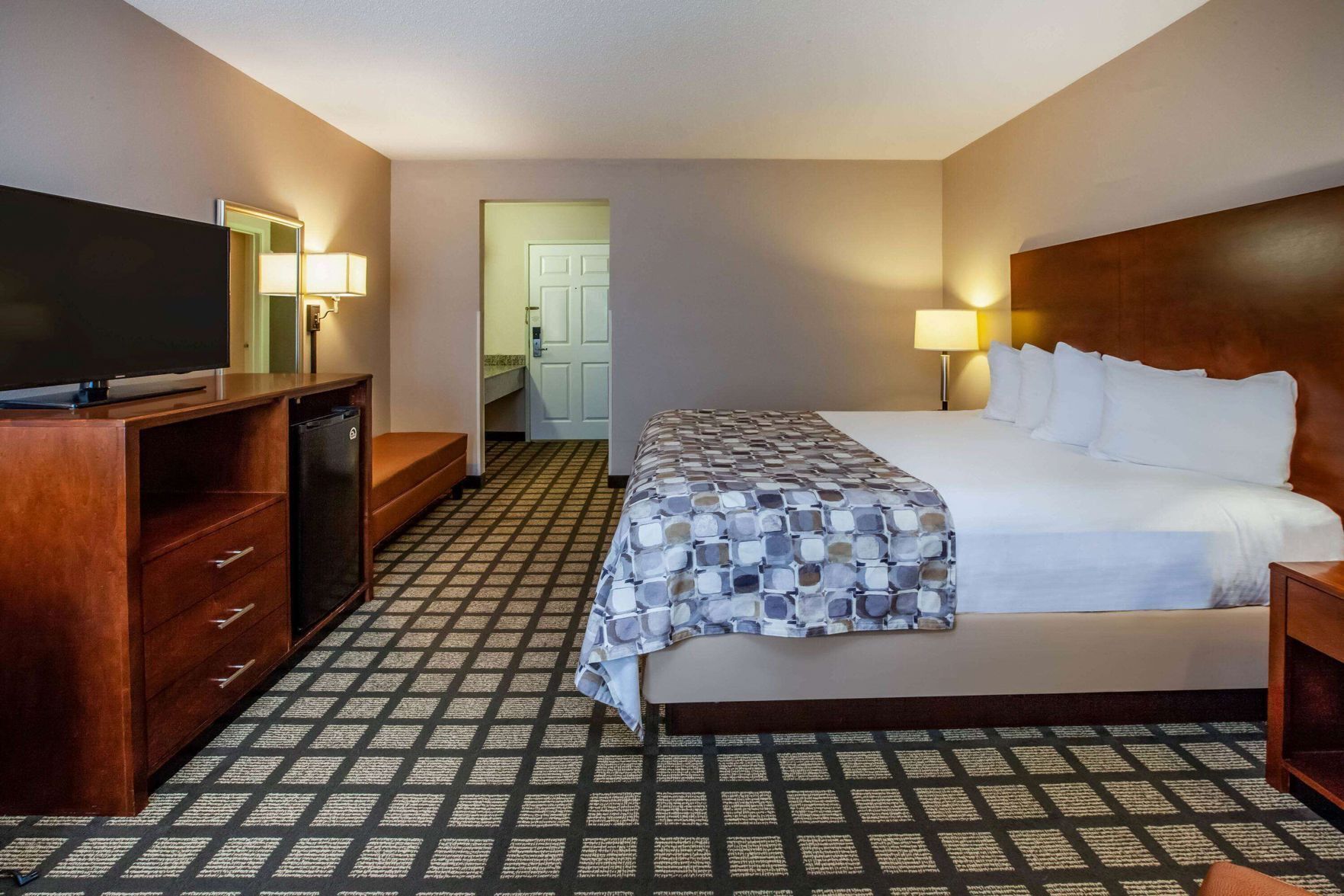Iron/ironing board, free cots/infant beds, free WiFi, bed sheets