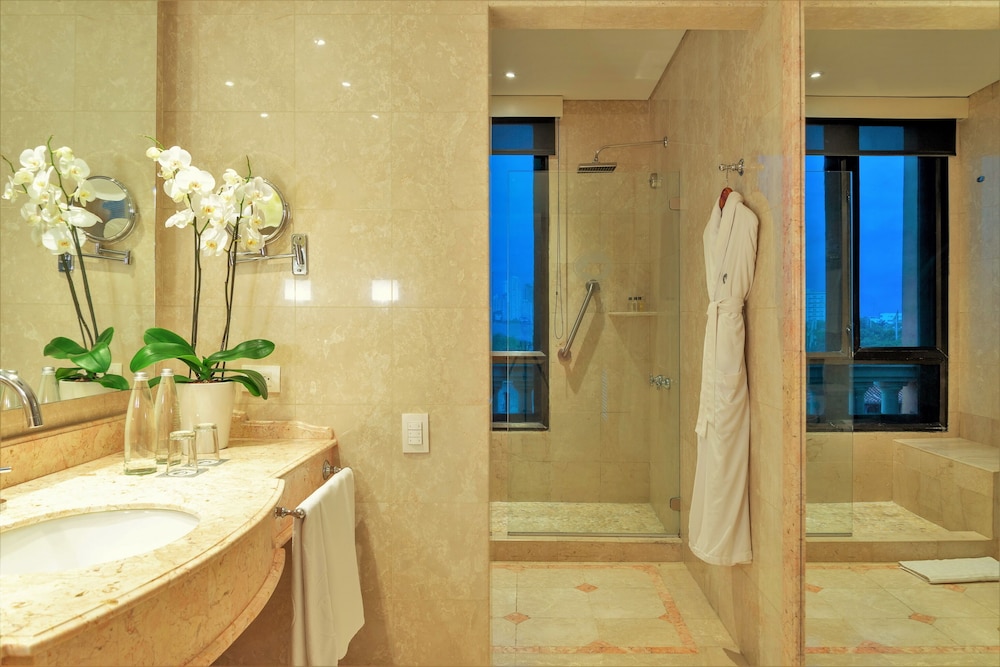 Charleston Santa Teresa Cartagena by null