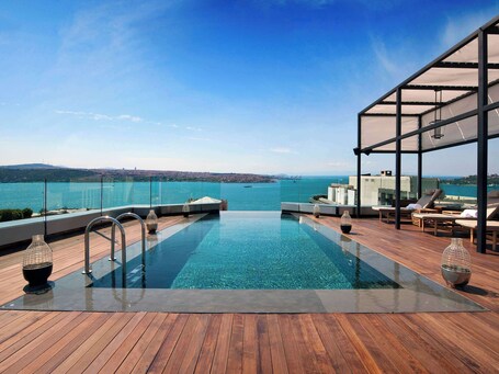 Swissotel The Bosphorus Istanbul - Image 2