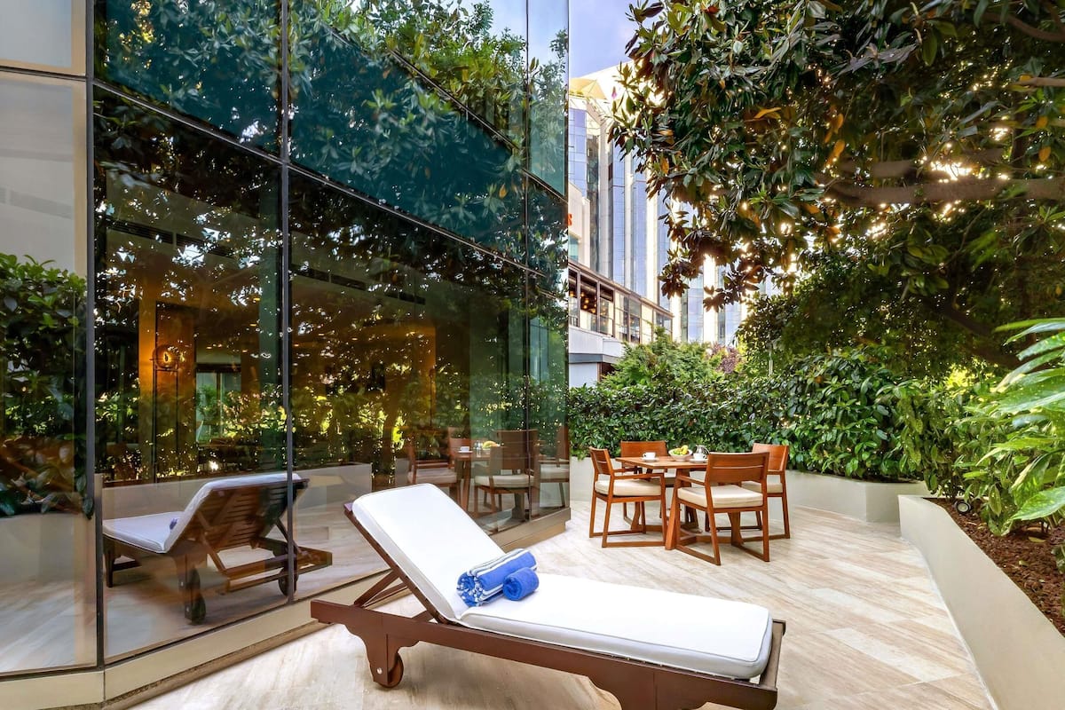 Suíte luxo | 1 quarto, roupas de cama antialérgicas, frigobar, cofres nos quartos