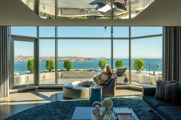 Loft Prestigio, 2 habitaciones, Terraza | Ropa de cama hipoalergénica y minibar
